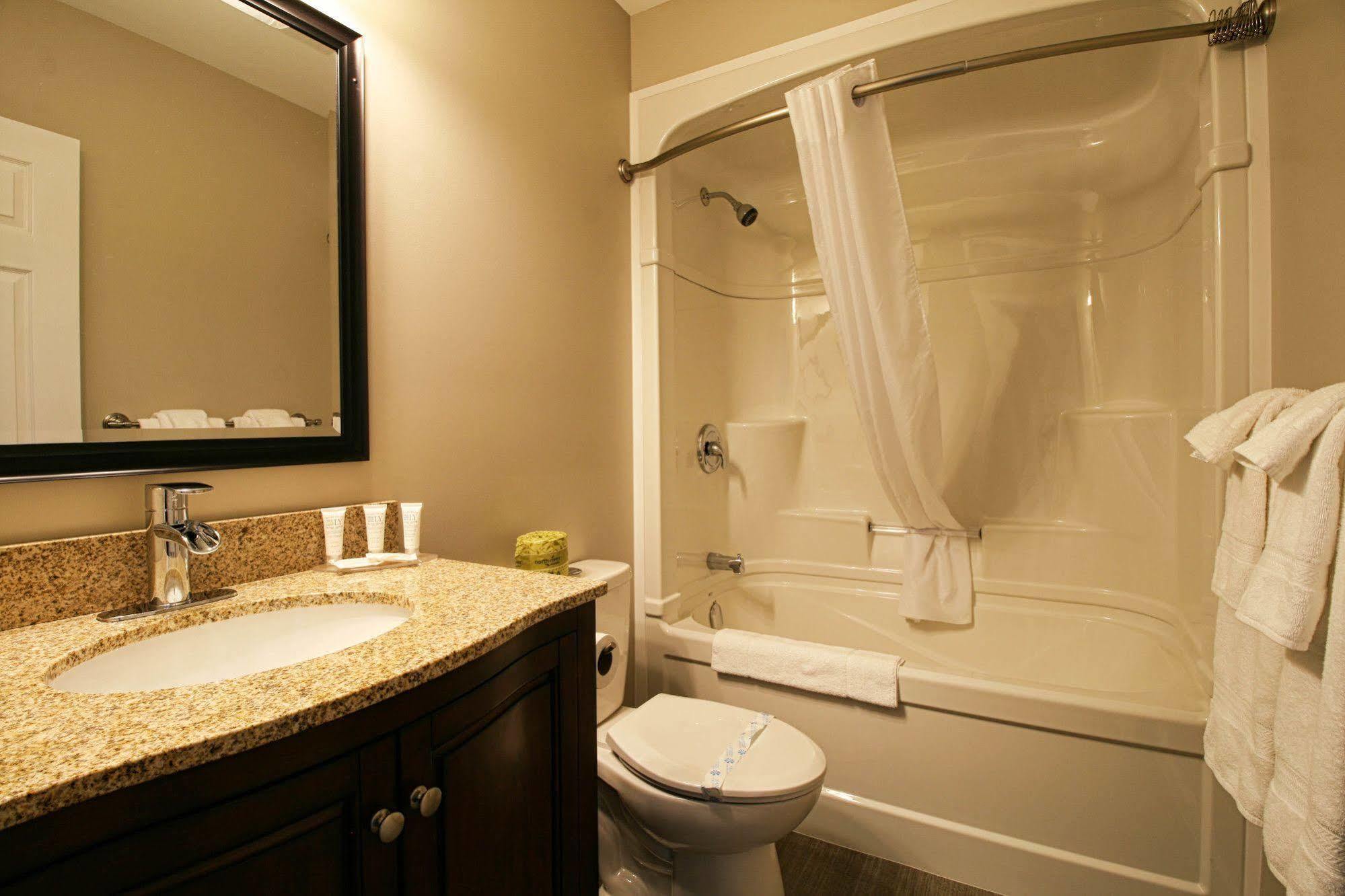 Hotel Moncton Ngoại thất bức ảnh